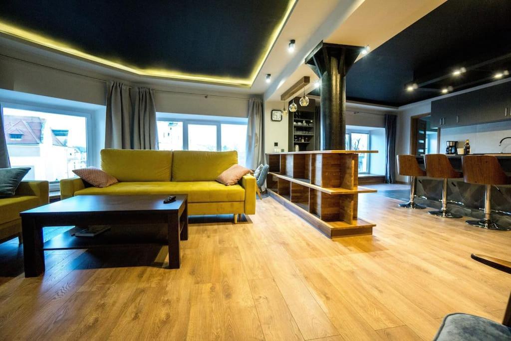 Uroczy Apartament Wita Stwosza Most Klodzko Exterior photo